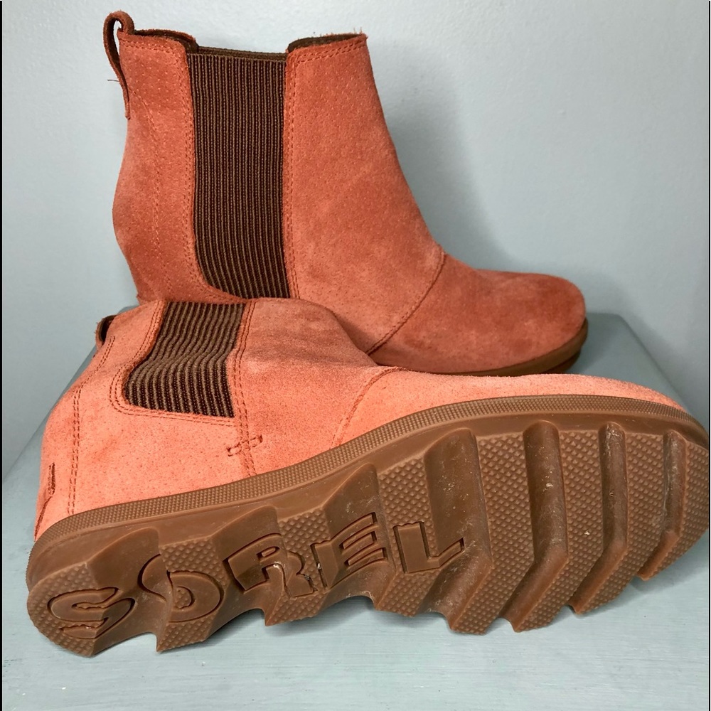 LIKE NEW Sorel Joan of Arctic Chelsea II Wedge Bootie